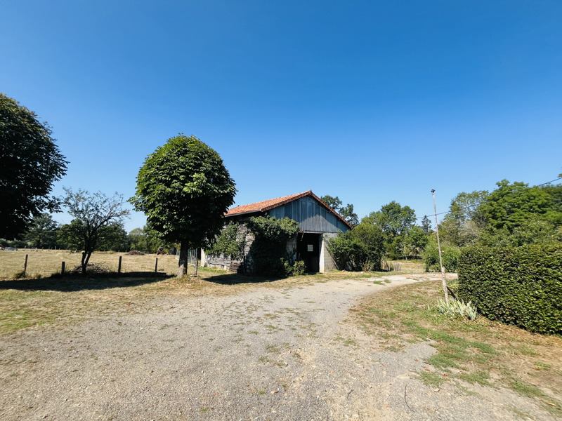 Vente Maison ST MAURICE DES LIONS - 5 pièces -158 m² - (16500)