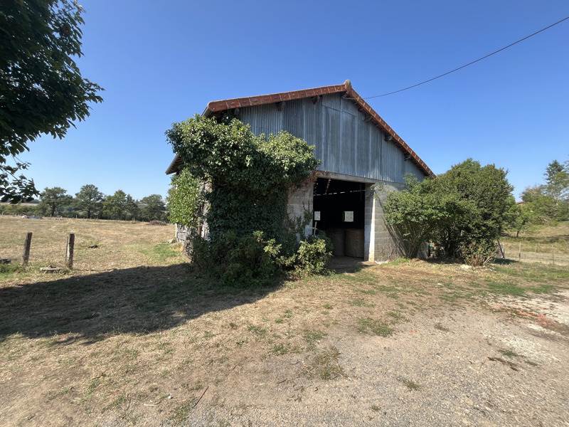 Vente Maison ST MAURICE DES LIONS - 5 pièces -158 m² - (16500)