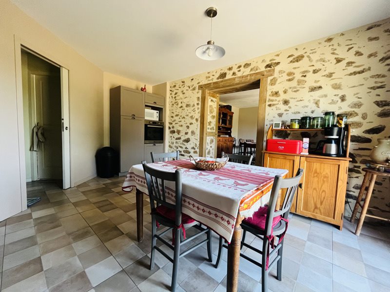 Vente Maison ST MAURICE DES LIONS - 5 pièces -158 m² - (16500)