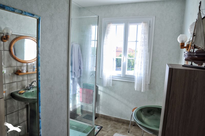 Vente Maison TERRES DE HAUTE CHARENTE - 6 pièces -149 m² - (16270)
