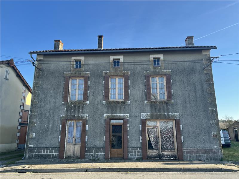 Vente Maison HIESSE - 5 pièces -124,2 m² - (16490)