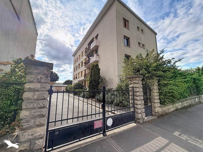 Vente Appartement COLOMBES - 5 pièces -83 m² - (92700)