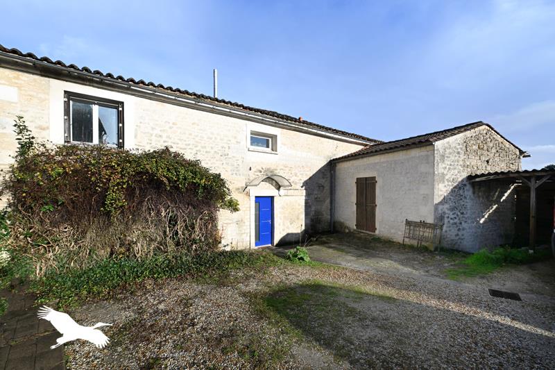 Vente Maison ANGOULEME - 7 pièces -198 m² - (16000)