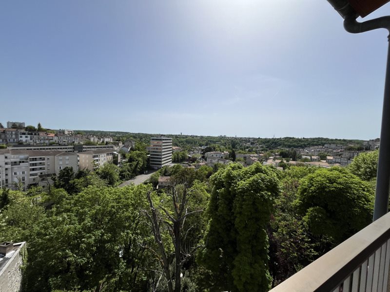 Vente Appartement ANGOULEME - 3 pièces -59 m² - (16000)