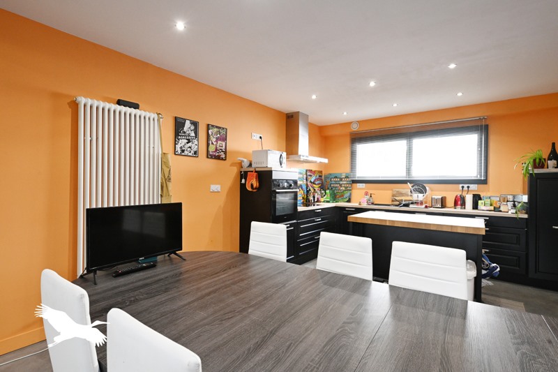 Vente Maison ANGOULEME - 3 pièces -112 m² - (16000)