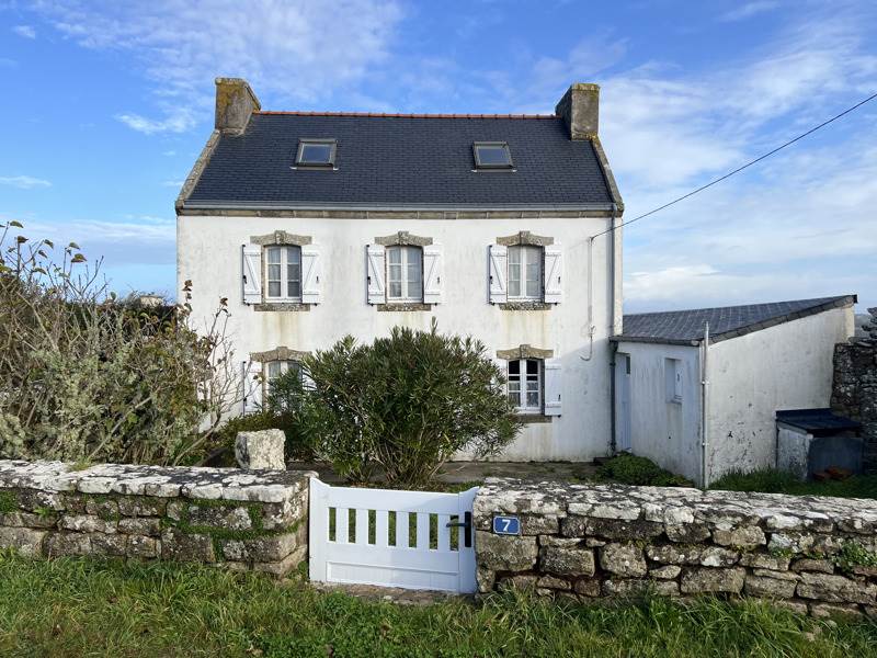Vente Maison PLOGOFF - 3 pièces -75 m² - (29770)