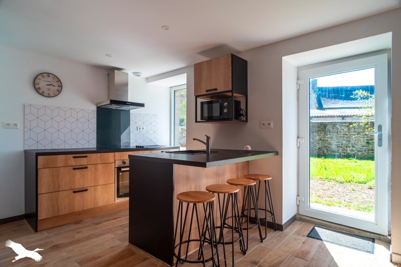 Vente Maison GOULIEN - 7 pièces -250 m² - (29770)