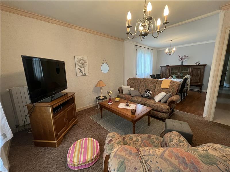 Vente Maison CARHAIX PLOUGUER - 6 pièces -100 m² - (29270)