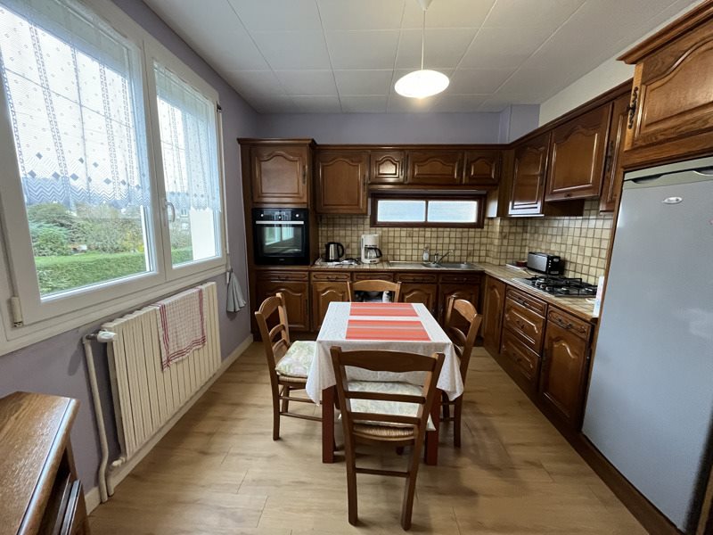 Vente Maison CARHAIX PLOUGUER - 6 pièces -100 m² - (29270)