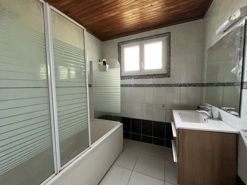 Vente Maison POULLAOUEN - 6 pièces -123 m² - (29246)