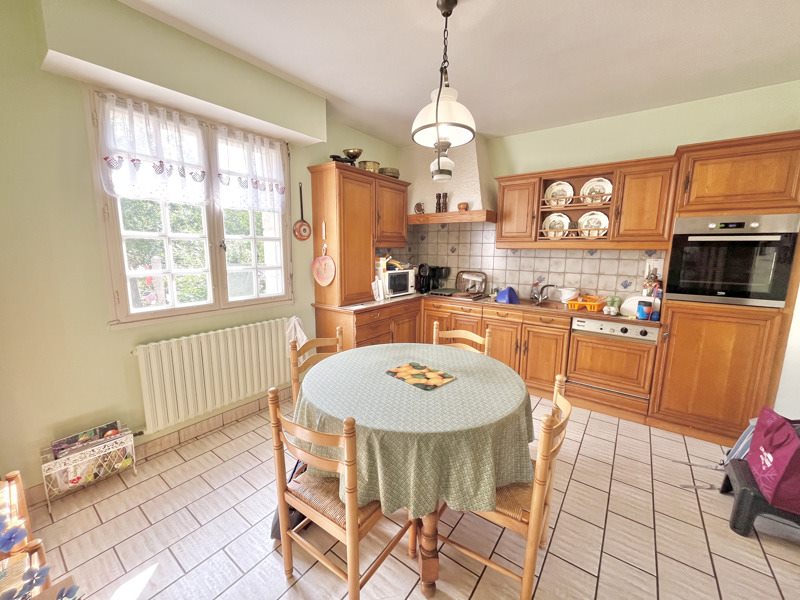 Vente Maison ST HERNIN - 5 pièces -120 m² - (29270)