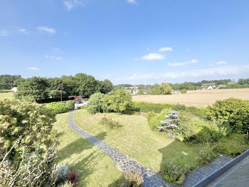 Vente Maison ST HERNIN - 5 pièces -120 m² - (29270)