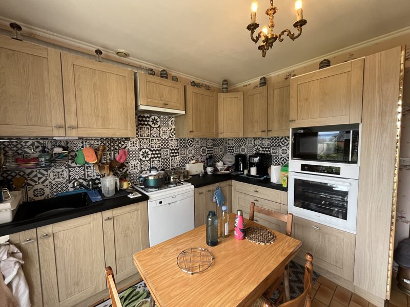 Vente Maison CLEDEN POHER - 4 pièces -100 m² - (29270)