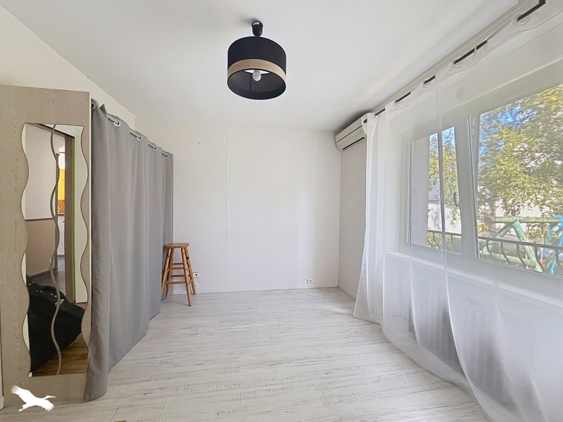 Vente Maison Carhaix-Plouguer - 5 pièces -109 m² - (29270)