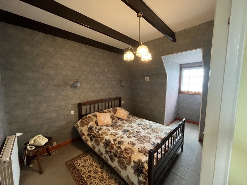 Vente Maison POULLAOUEN - 5 pièces -118 m² - (29246)