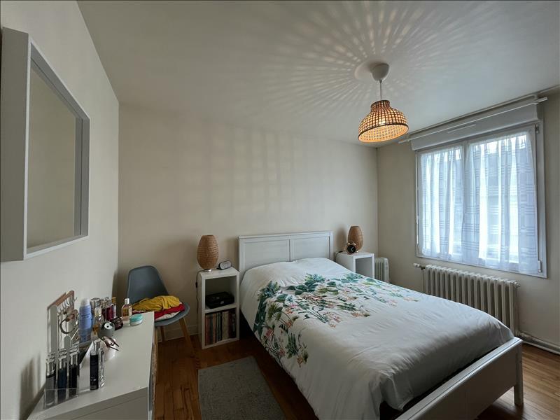 Vente Maison CARHAIX PLOUGUER - 5 pièces -82 m² - (29270)