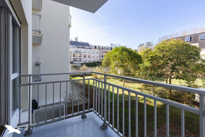 Vente Appartement LA GARENNE COLOMBES - 3 pièces -68 m² - (92250)