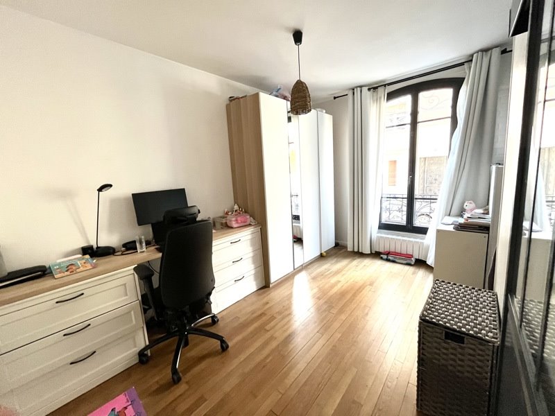 Vente Appartement La Garenne-Colombes - 5 pièces -74 m² - (92250)