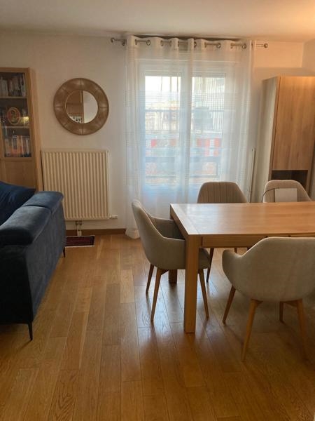 Vente Appartement Courbevoie - 3 pièces -26 m² - (92400)