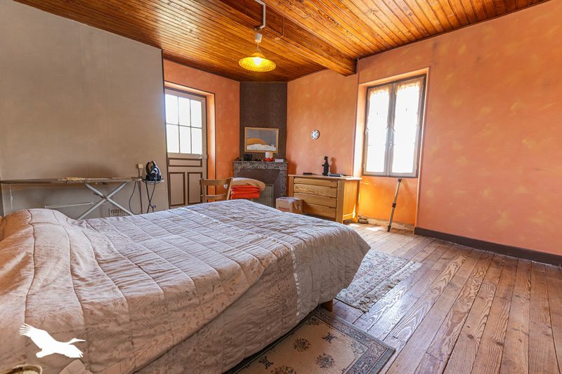 Vente Maison MONTANER - 8 pièces -200 m² - (64460)