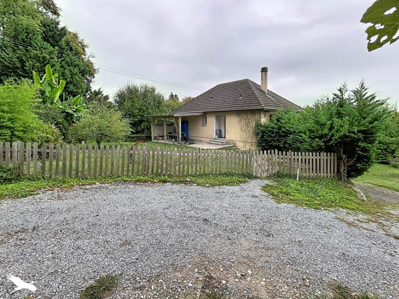 Immeuble 158 m² · à Soumoulou · 158 m² · 225 000 €