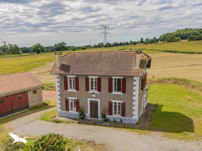 Vente Maison SERRES STE MARIE - 6 pièces -167 m² - (64170)