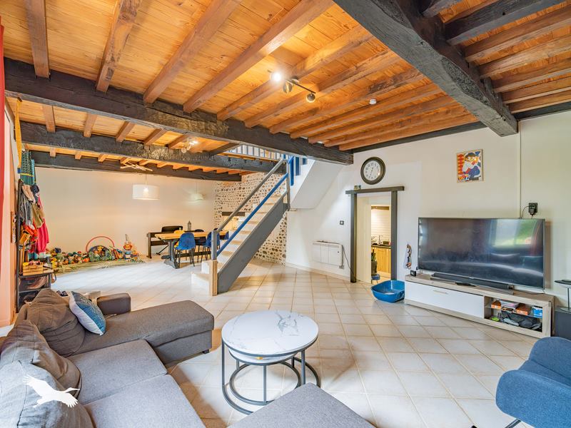 Vente Maison LABASTIDE MONREJEAU - 6 pièces -215 m² - (64170)
