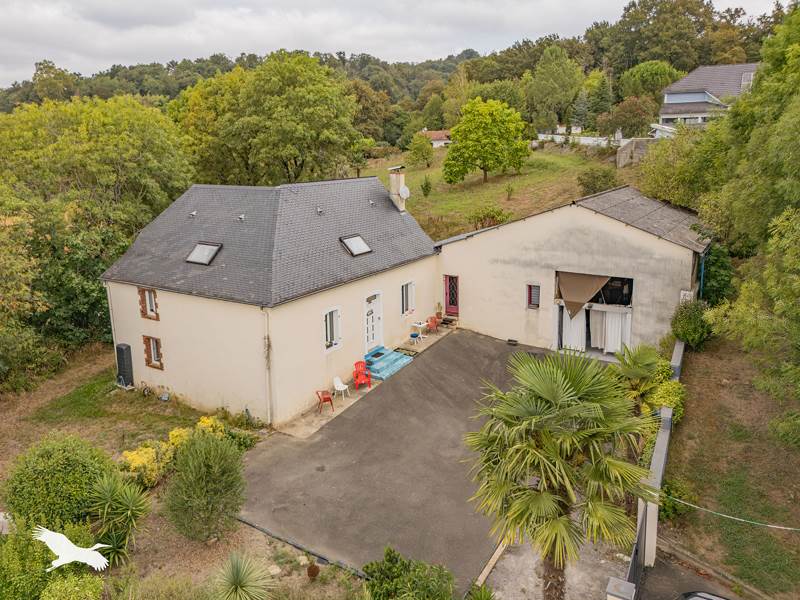 Vente Maison LABASTIDE MONREJEAU - 6 pièces -215 m² - (64170)