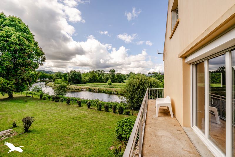 Vente Maison ST COULITZ - 8 pièces -215 m² - (29150)