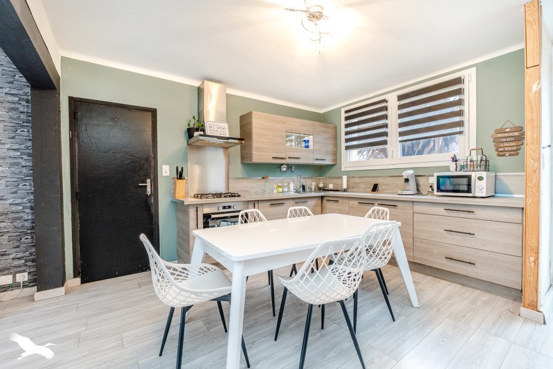 Vente Maison CHATEAULIN - 5 pièces -94 m² - (29150)