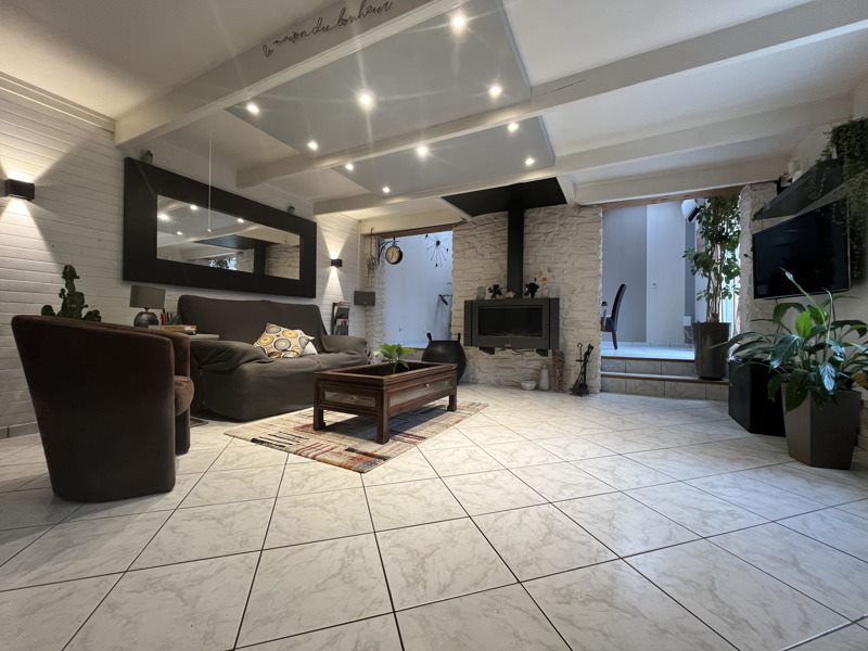 Vente Maison PONT DE BUIS LES QUIMERCH - 5 pièces -111 m² - (29590)