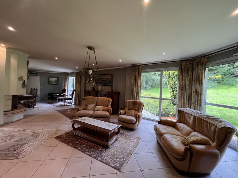 Vente Maison PONT DE BUIS LES QUIMERCH - 6 pièces -240 m² - (29590)