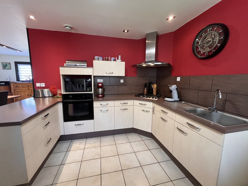Maison 5 pièces 101 m² · à Châteaulin · 101 m² · 182 069 €