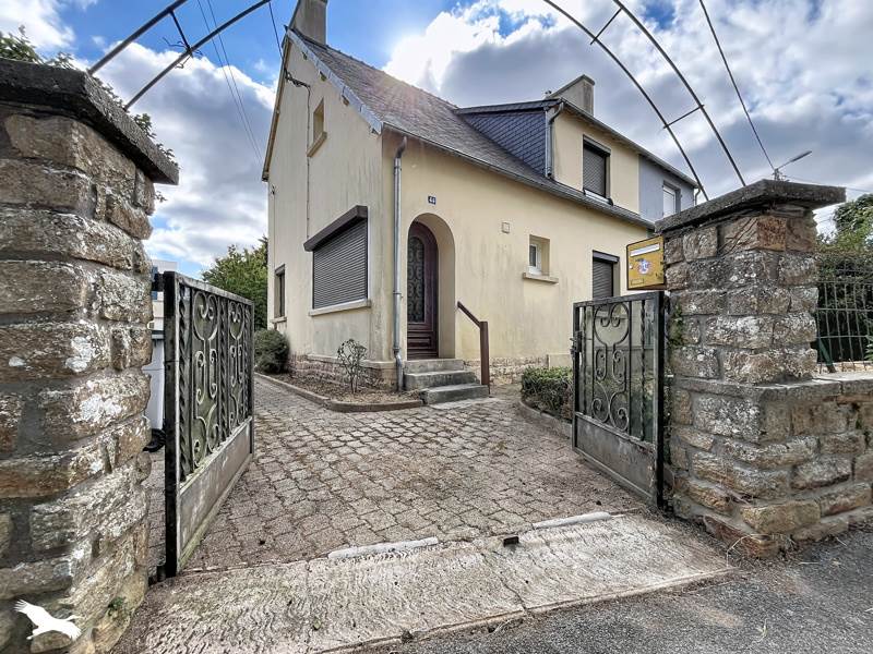 Maison 5 pièces 87 m² · à Châteaulin · 87 m² · 171 359 €