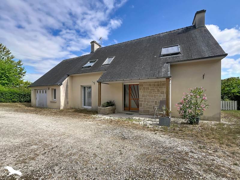 Maison 5 pièces 115 m² · à Saint-Ségal · 115 m² · 265 500 €