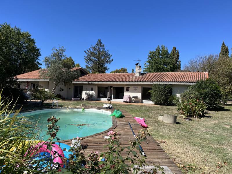 Vente Maison MEILHAN - 9 pièces -233 m² - (40400)