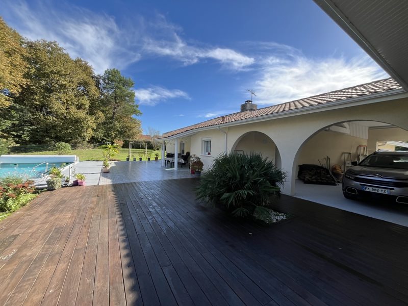 Vente Maison Gamarde-les-Bains - 6 pièces -129 m² - (40380)