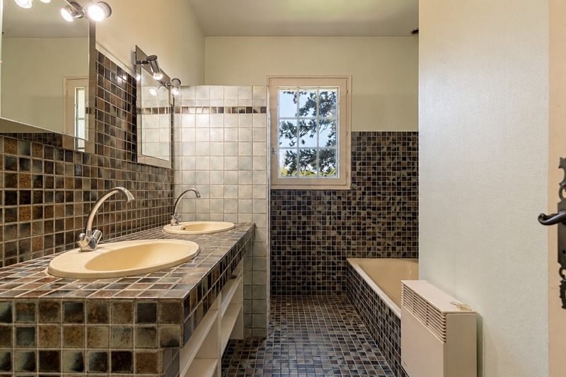 Vente Maison TRELISSAC - 7 pièces -224 m² - (24750)