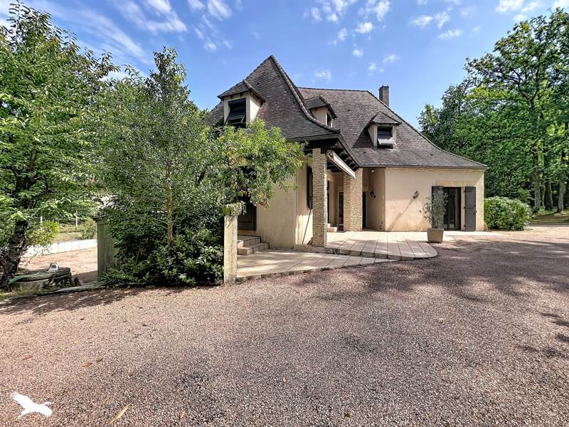 Vente Maison CHAMPCEVINEL - 6 pièces -155 m² - (24750)