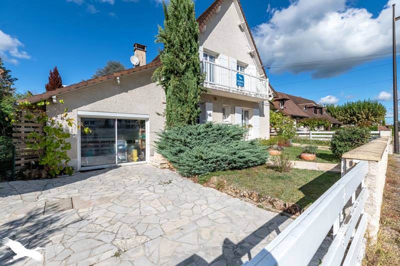 Maison 6 pièces 194 m² · à Trélissac · 194 m² · 299 970 €