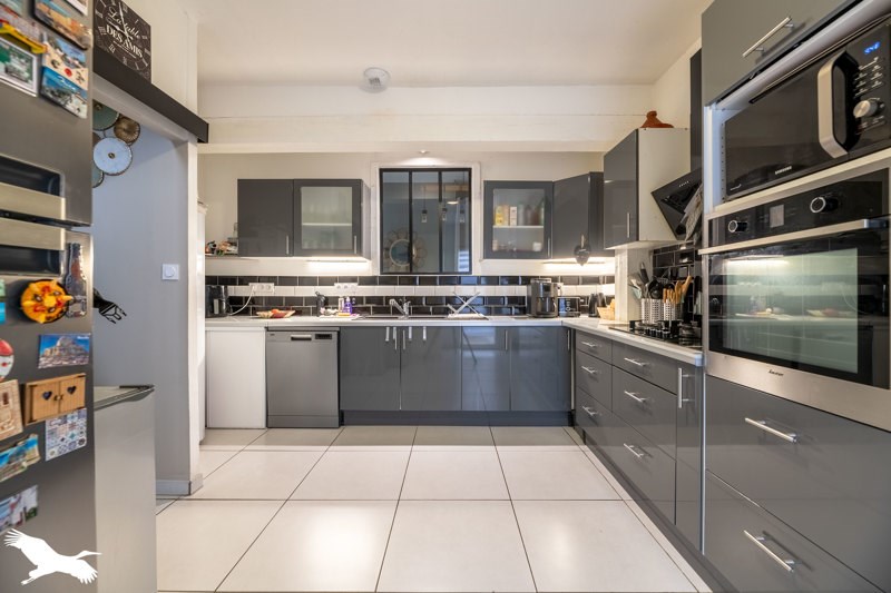 Vente Maison ESCOIRE - 7 pièces -170 m² - (24420)