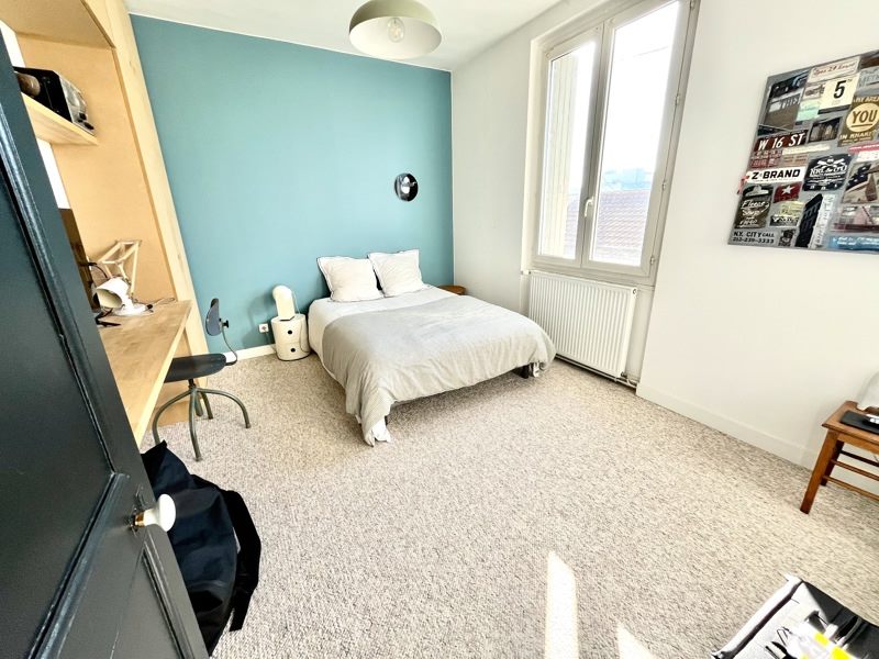 Vente Maison LA ROCHELLE - 5 pièces -165 m² - (17000)