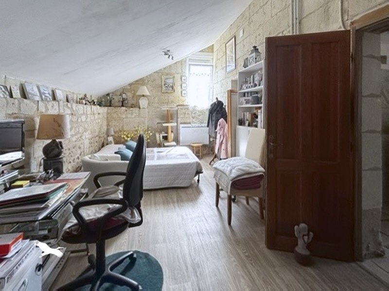 Vente Maison NEUILLE - 7 pièces -179 m² - (49680)