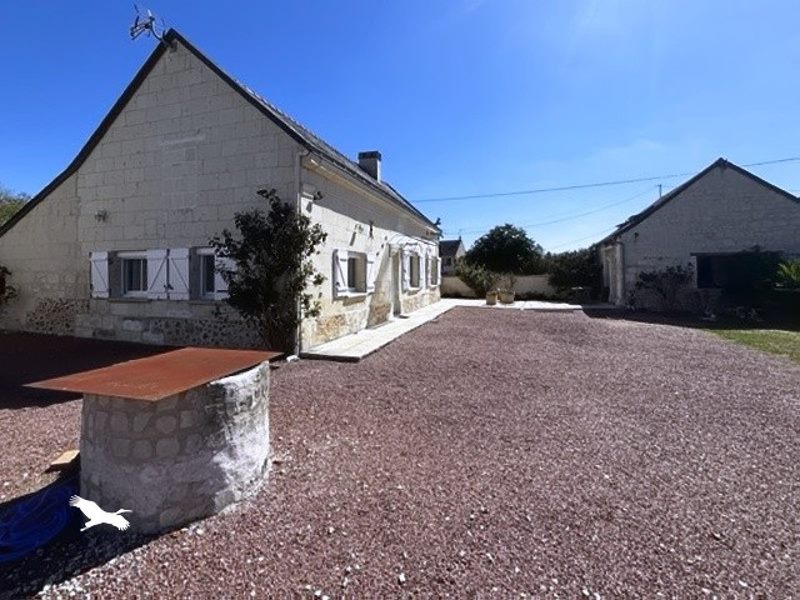 Vente Maison NEUILLE - 7 pièces -179 m² - (49680)