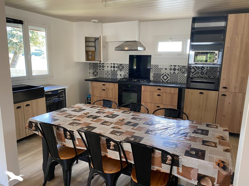 Vente Maison SALLEBOEUF - 6 pièces -105 m² - (33370)