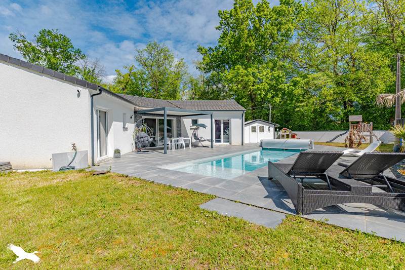 Vente Maison BONNETAN - 6 pièces -135 m² - (33370)