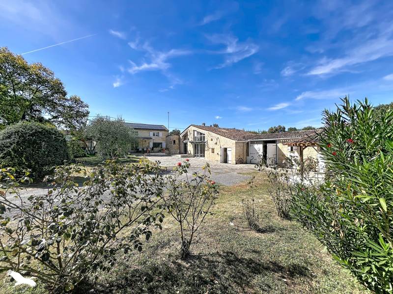 Vente Maison Camarsac 33750 8 pièces - 292 m²