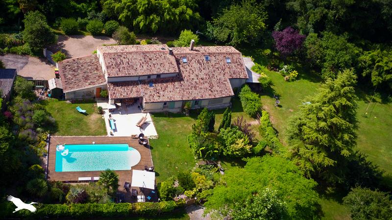 Vente Maison Lignan-de-Bordeaux - 11 pièces -262 m² - (33360)