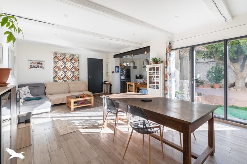 Vente Maison AIMARGUES - 6 pièces -135 m² - (30470)