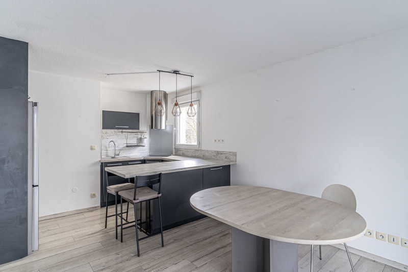 Vente Appartement BORDEAUX - 2 pièces -52 m² - (33800)